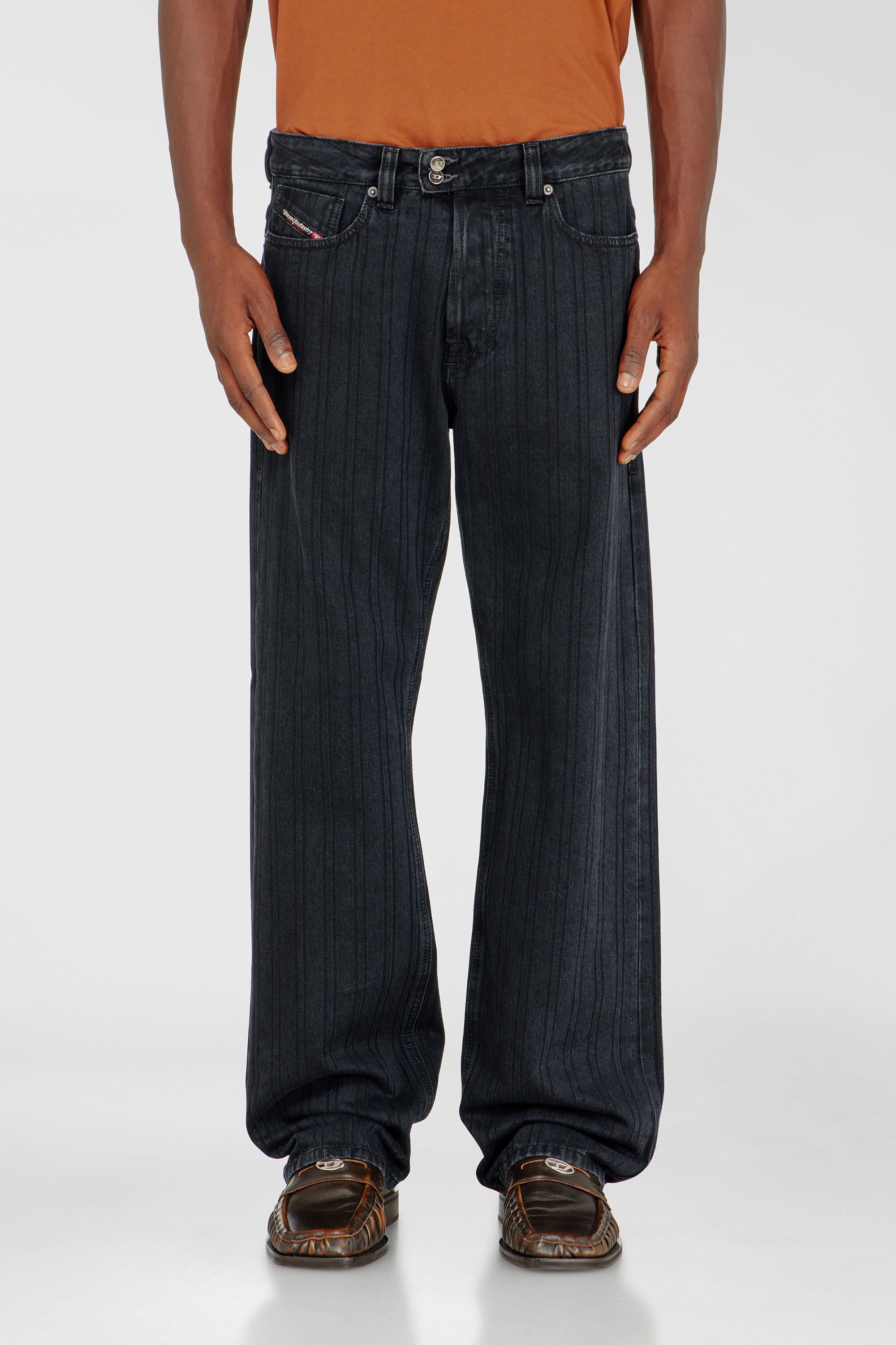 Diesel - Man's Relaxed Jeans 1980 D-Eeper 09Q12, Black/Dark grey - 4