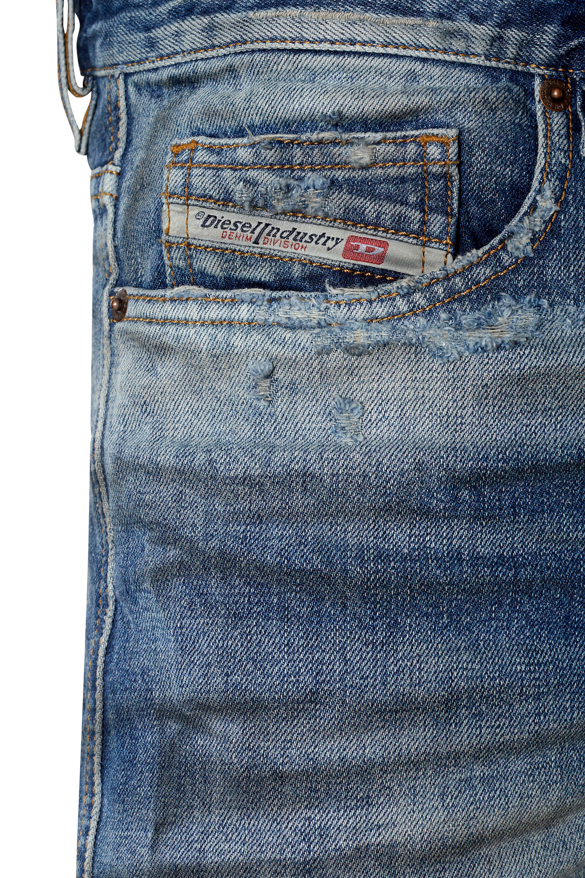 Diesel - 2020 D-Viker 007D1 Straight Jeans, Medium blue - Image 6