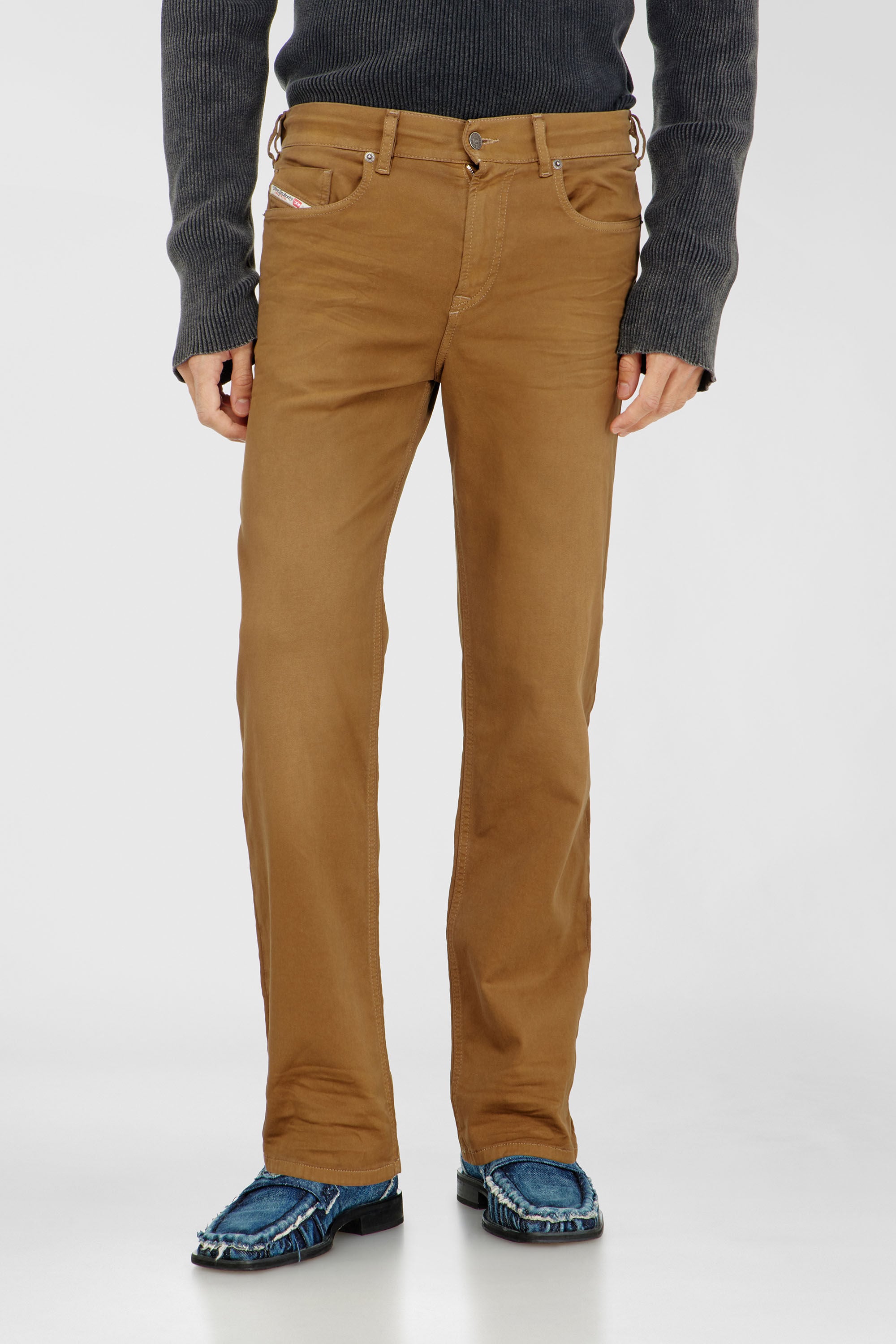 Diesel - Man's Regular 2090 D-Veekley Joggjeans&reg; 0670M, Brown - 2