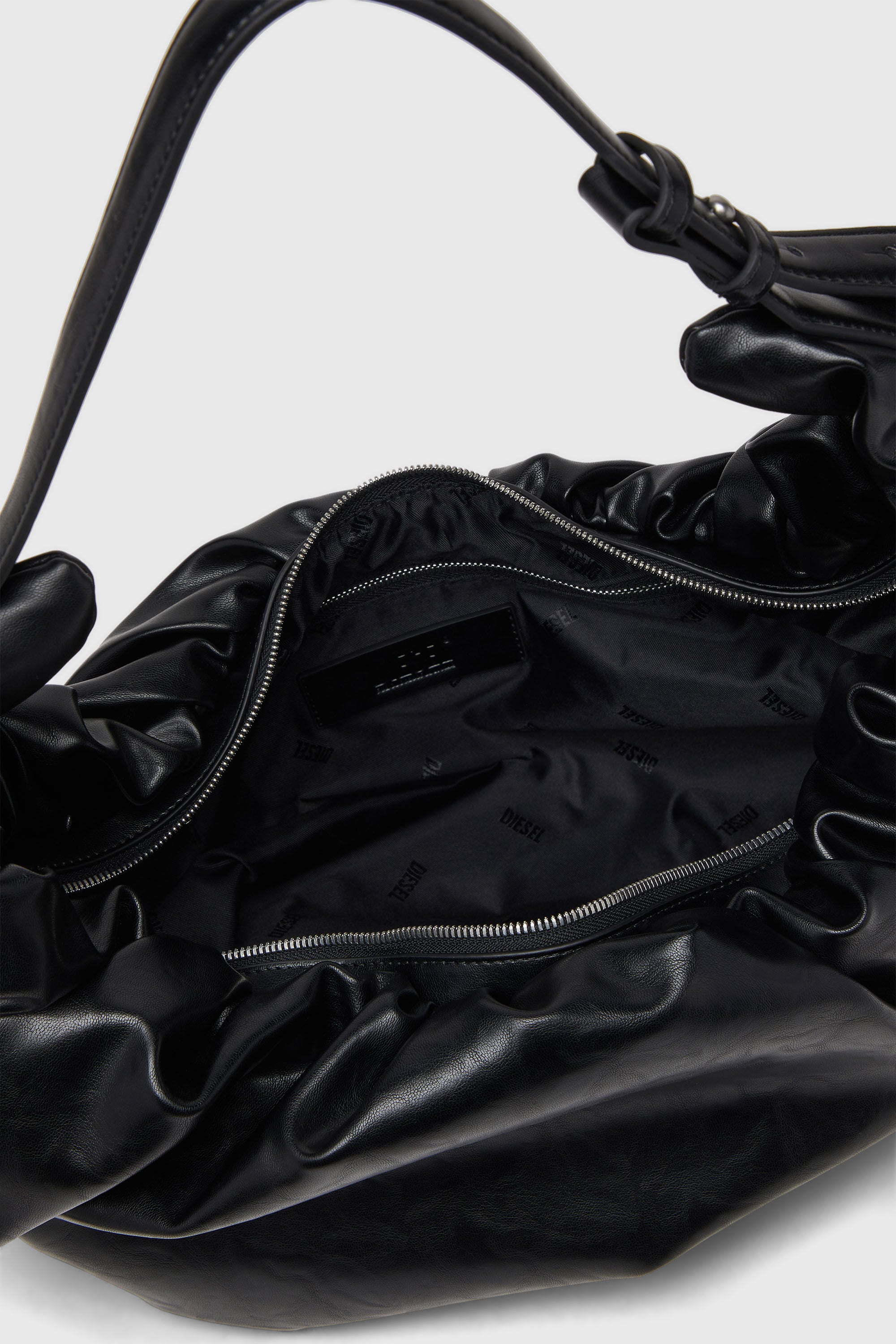 Diesel - GRAB-D HOBO L, Woman's Grab-D-Large scrunched hobo bag in Black - 4