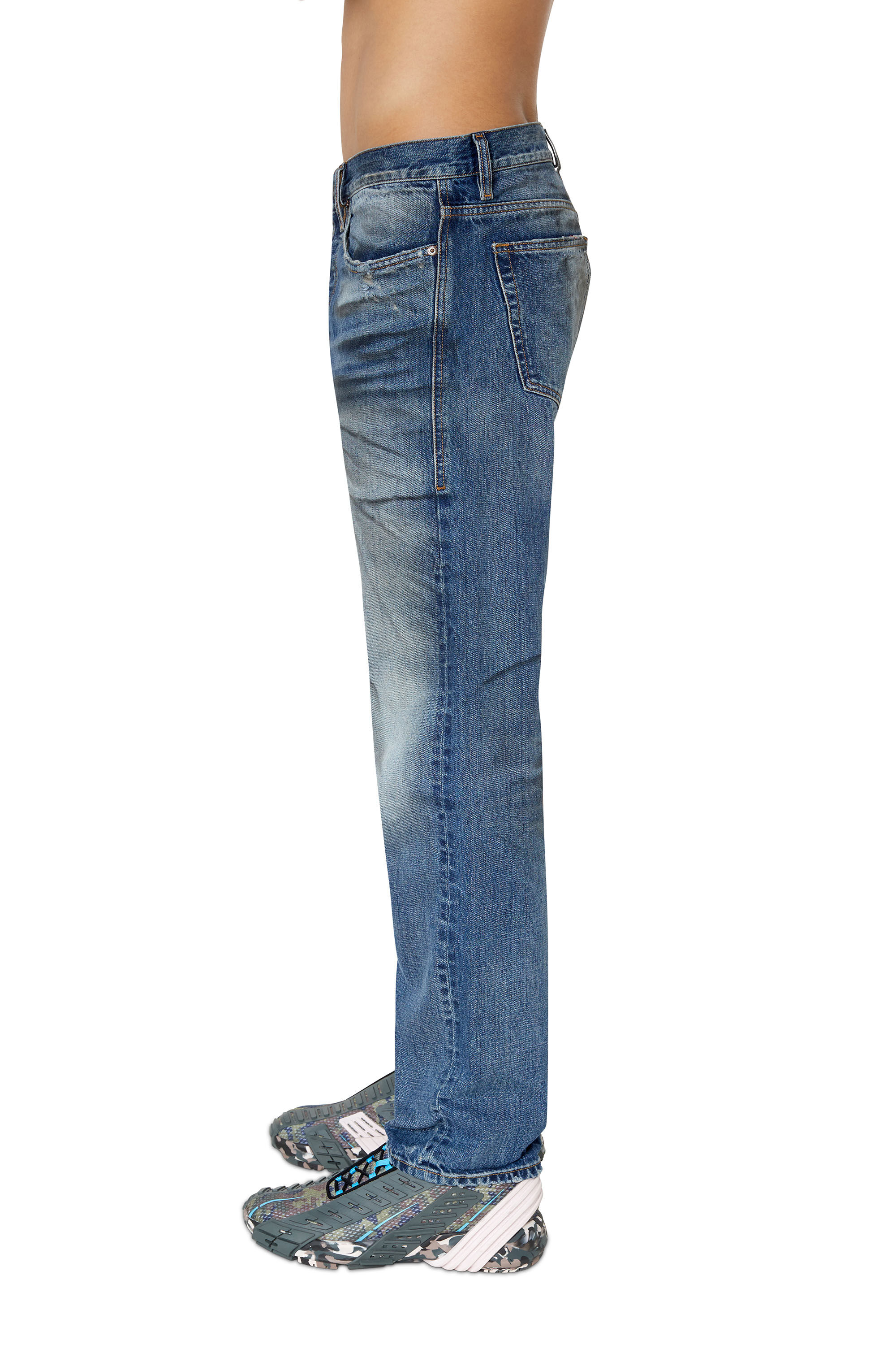 Diesel - 2020 D-Viker 007D1 Straight Jeans, Medium blue - Image 5