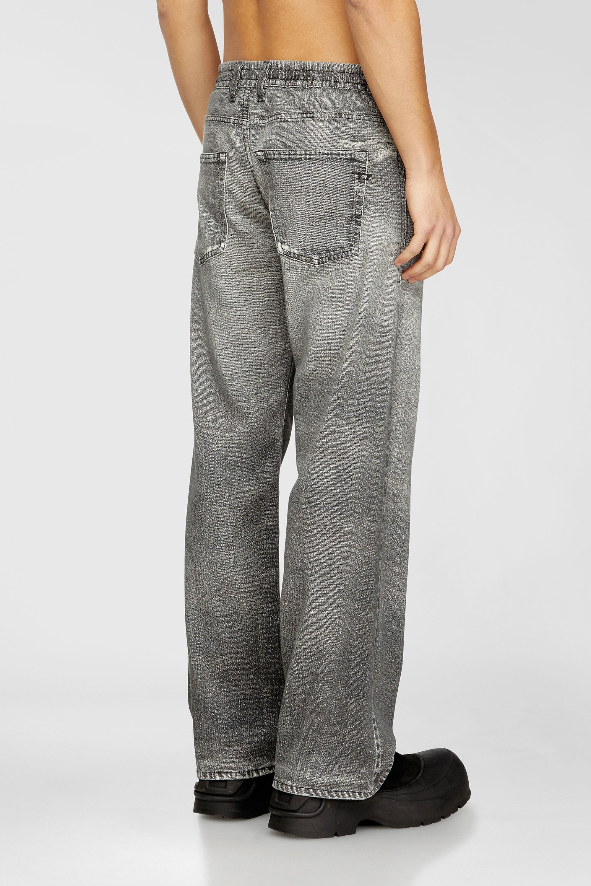 Diesel - Man's Relaxed 2080 D-Reel Joggjeans&reg; 068US, Grey - 3