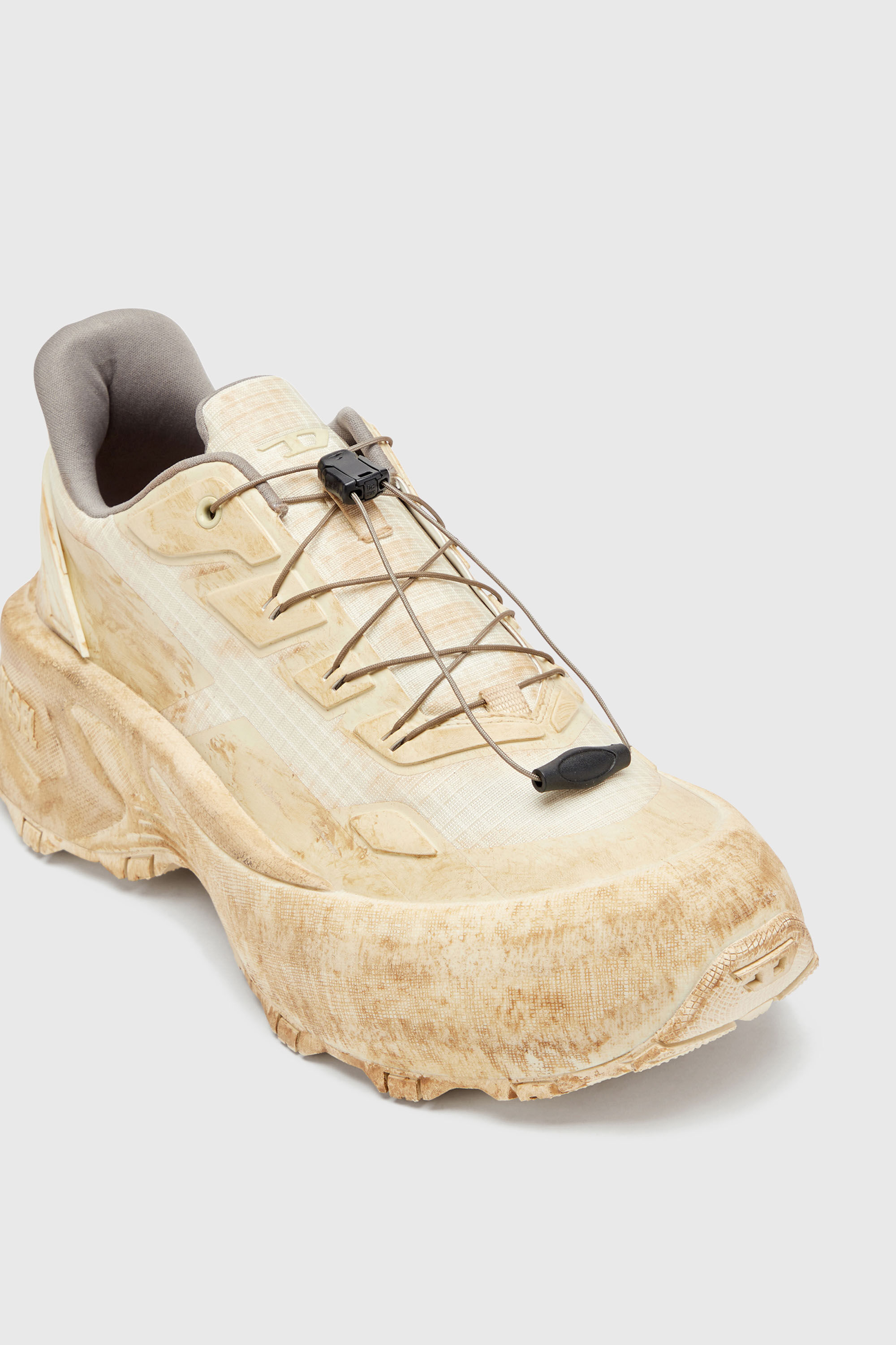 Diesel - D-CAGE RUNNER, Man's D-Cage-Distressed chunky sneakers in ripstop in Beige - 6