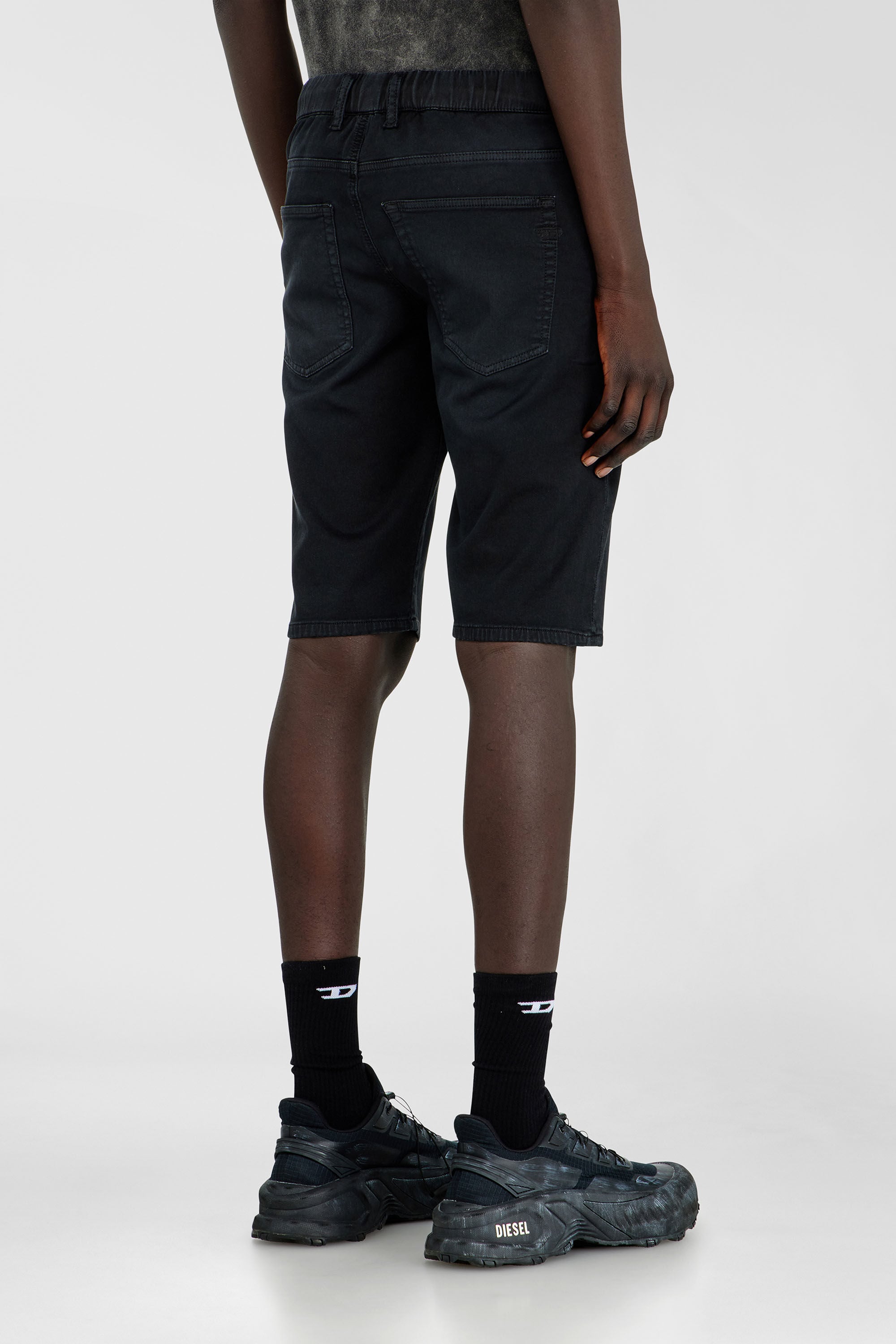 Diesel - 2033 D-KROOLEY-SHORT-BW JOGG, Man's Slim shorts in coloured denim in Black - 4