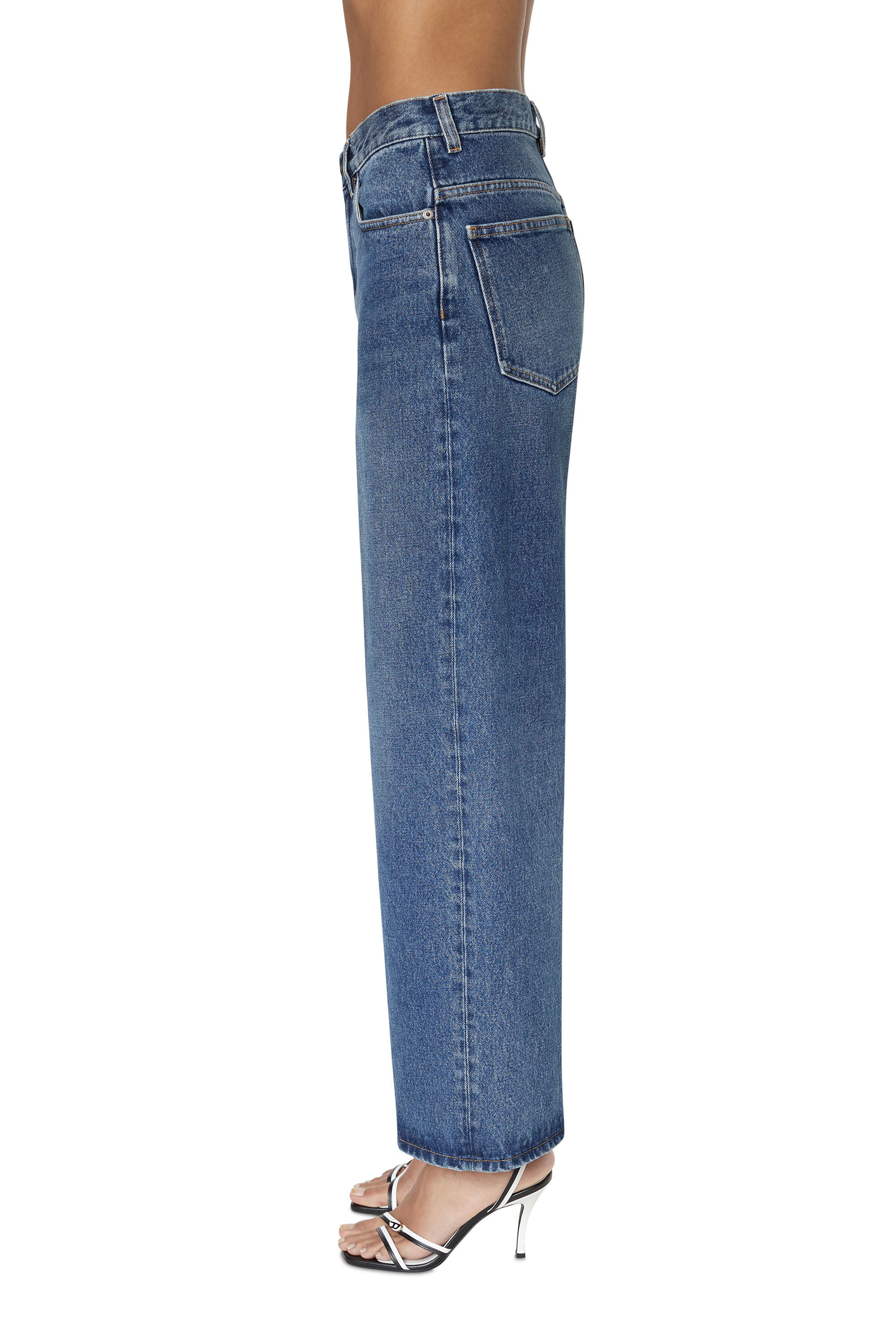 Diesel - 2000 007E5 Bootcut and Flare Jeans, Medium blue - Image 5
