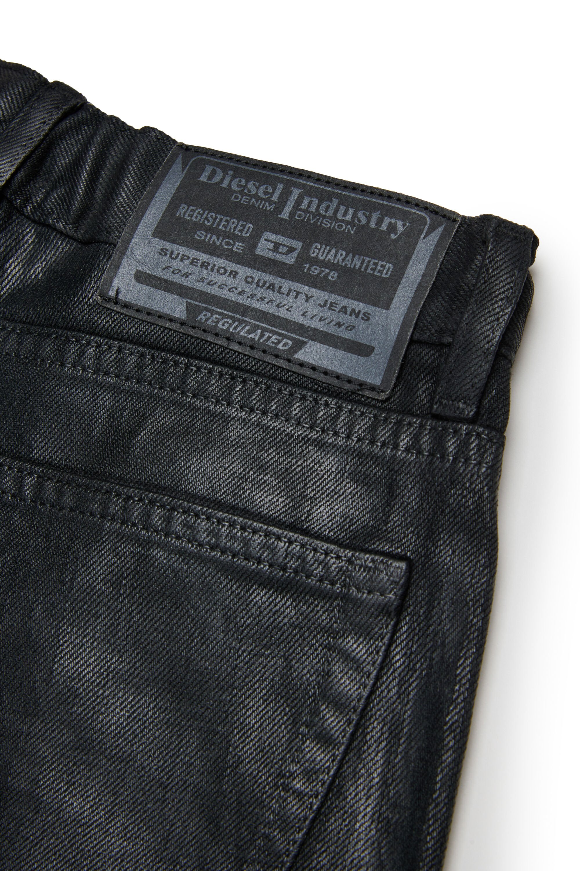 D-ARGJX-SHORT-SP-J, Black/Dark grey
