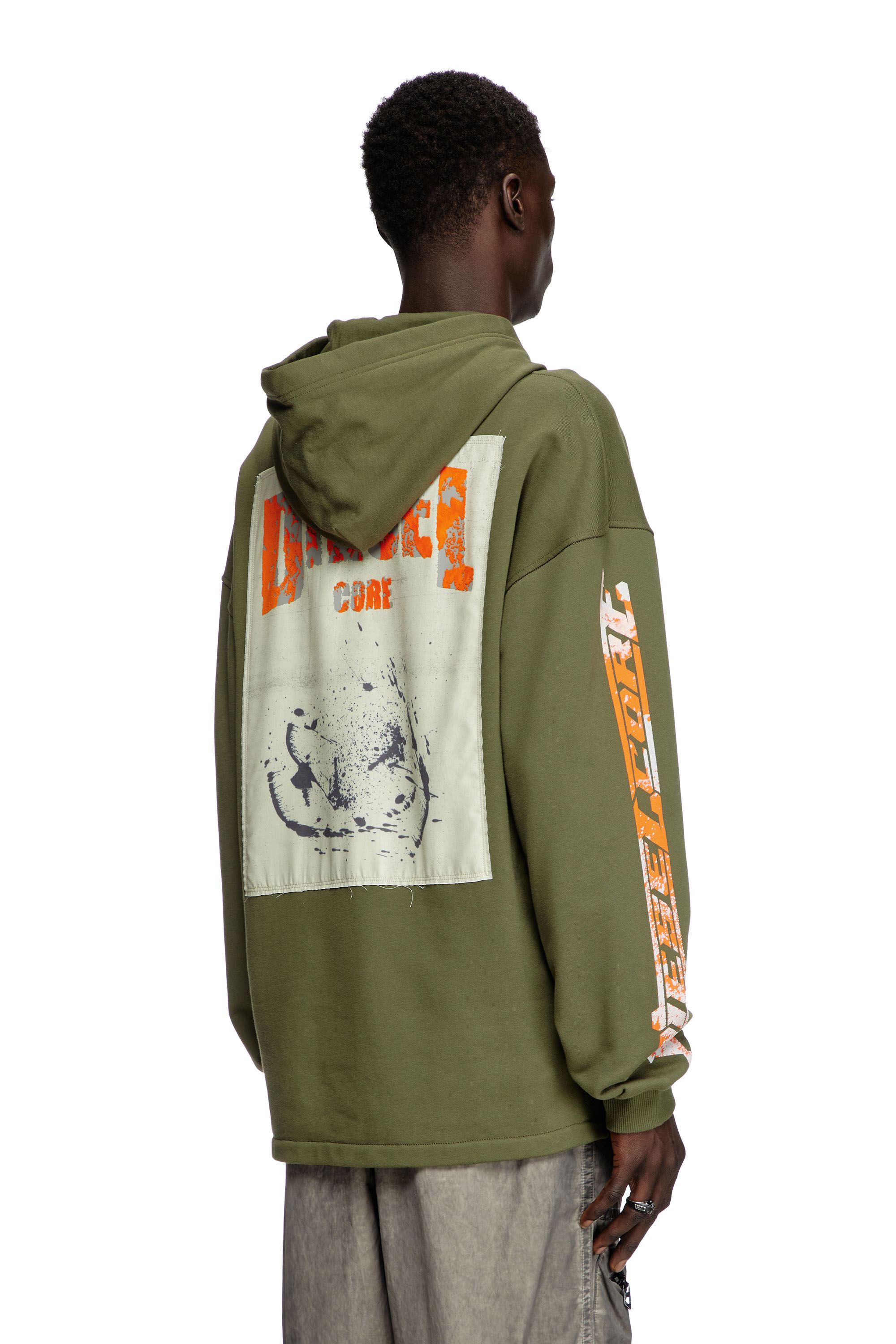 DIESEL s-baxt-hood-r1 グラフィックパッチ プルオーバー S-BAXT-HOOD-R1 Hoodie with prints and logo patches｜グリーン