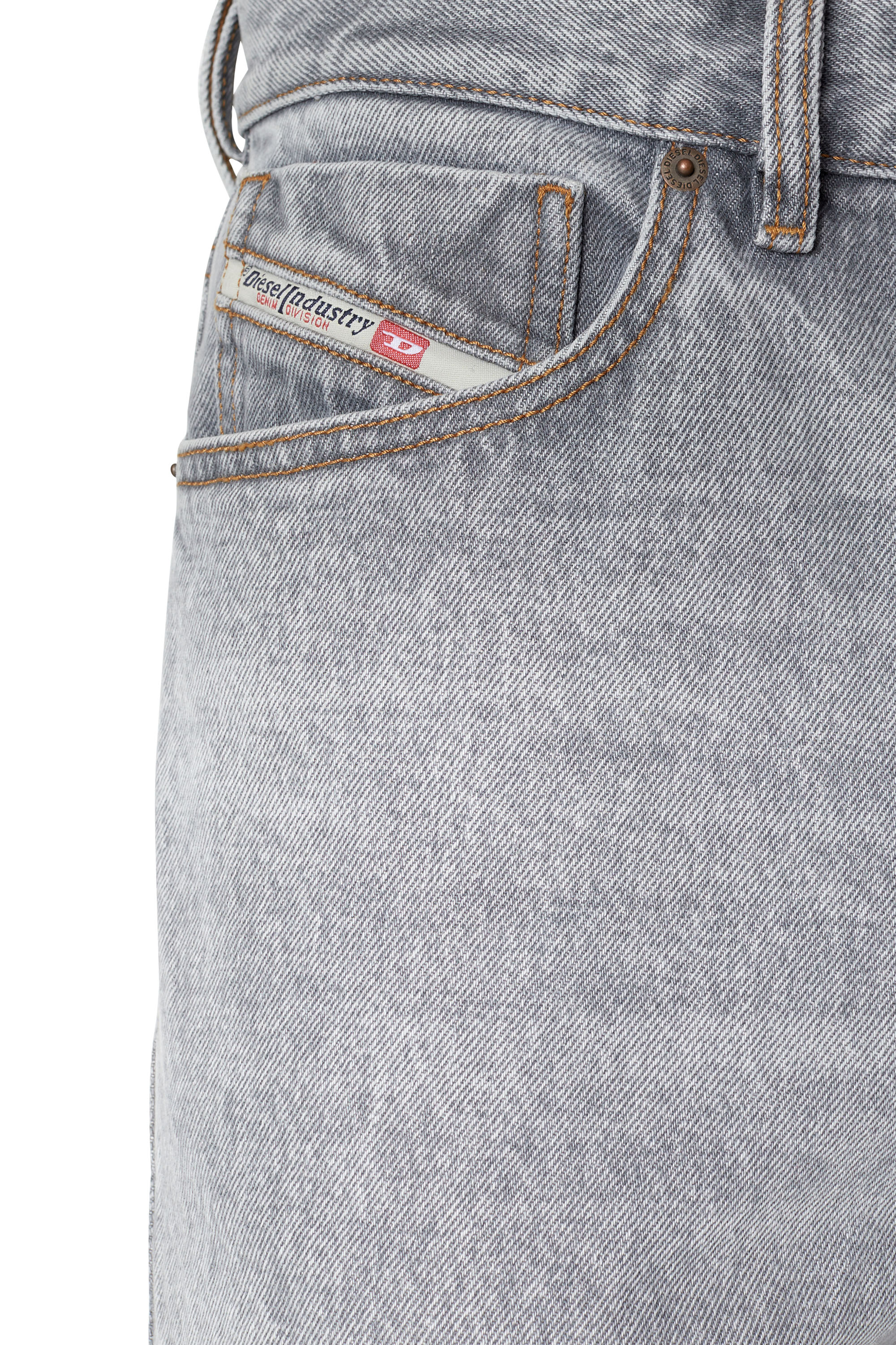 Diesel - 1995 D-Sark 007D4 Straight Jeans, Light Grey - Image 4