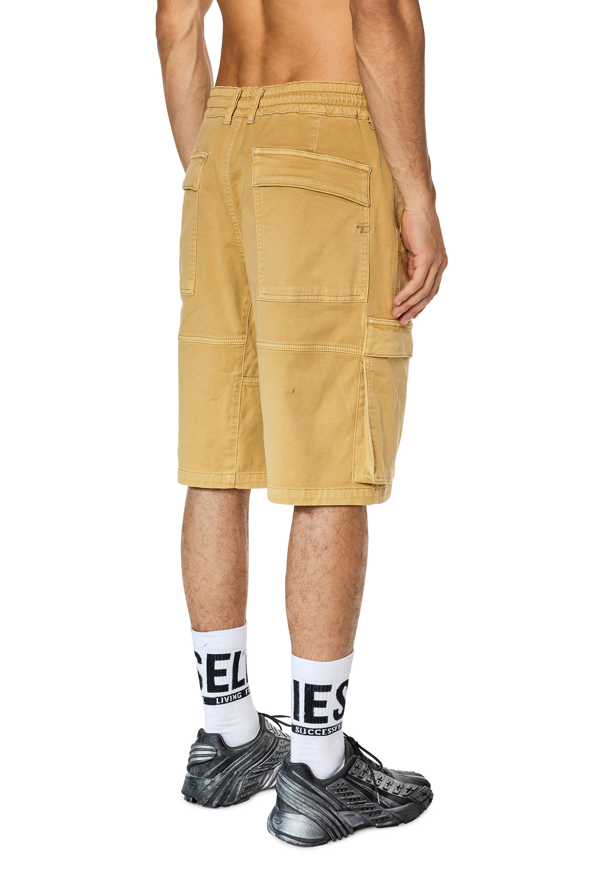 Diesel - D-KROOLEY-CARGO-SHORT JOGG, Beige - Image 4