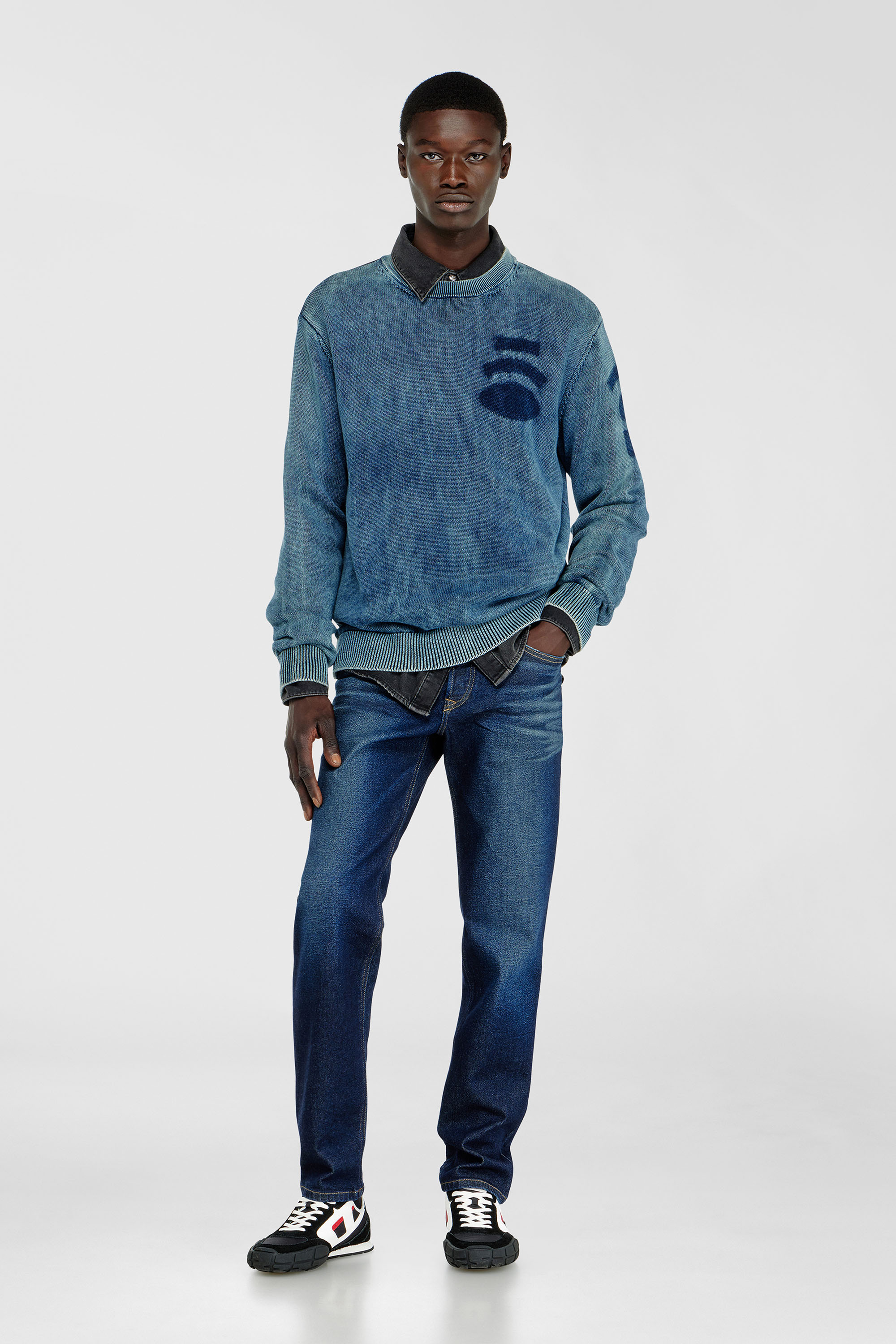 Regular Jeans 2023 D-Finitive 0KBBV