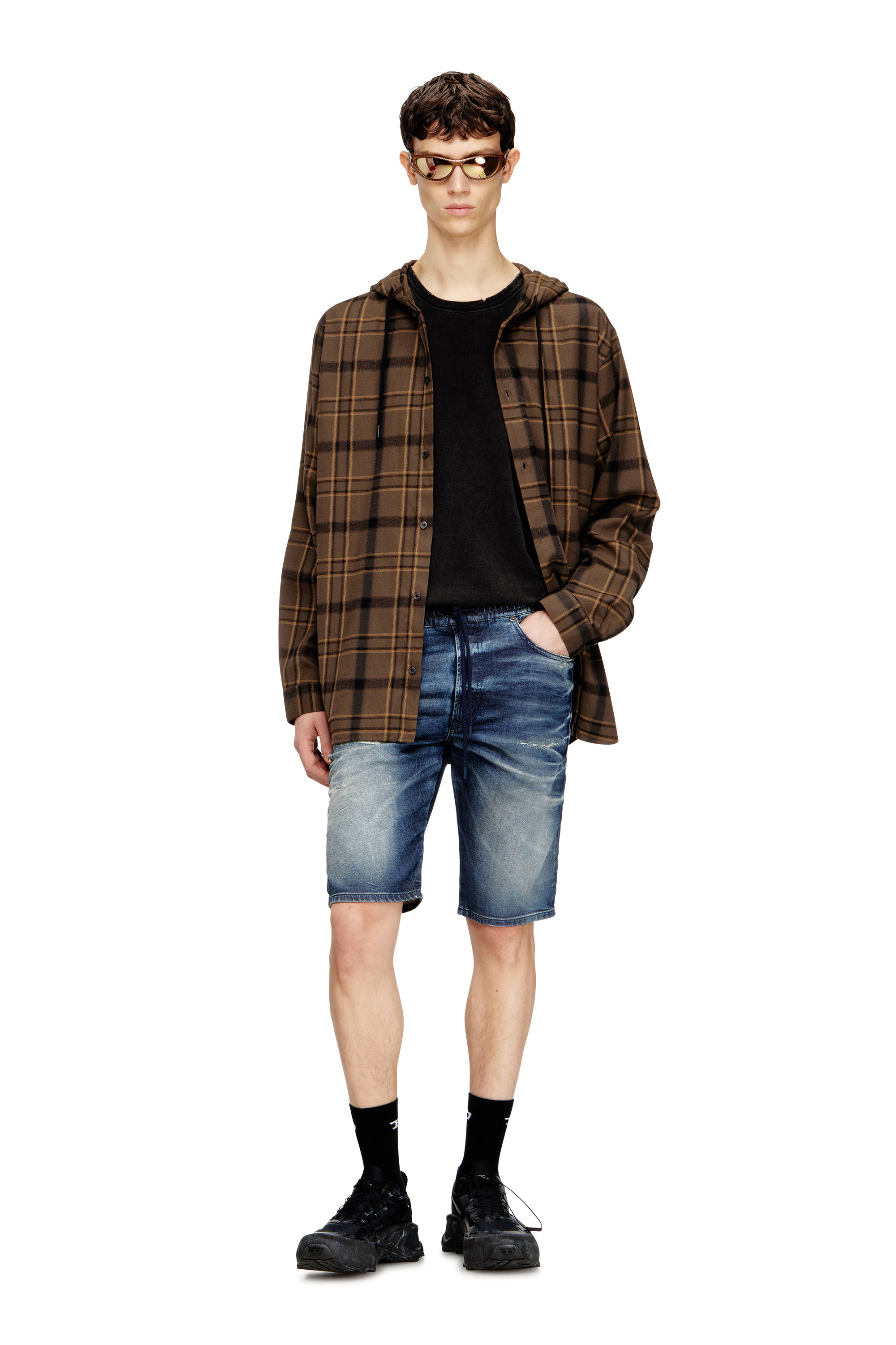 Diesel - 2033 D-KROOLEY-SHORT JOGG, Man's Slim fit shorts in treated JoggJeans in Dark Blue - 1
