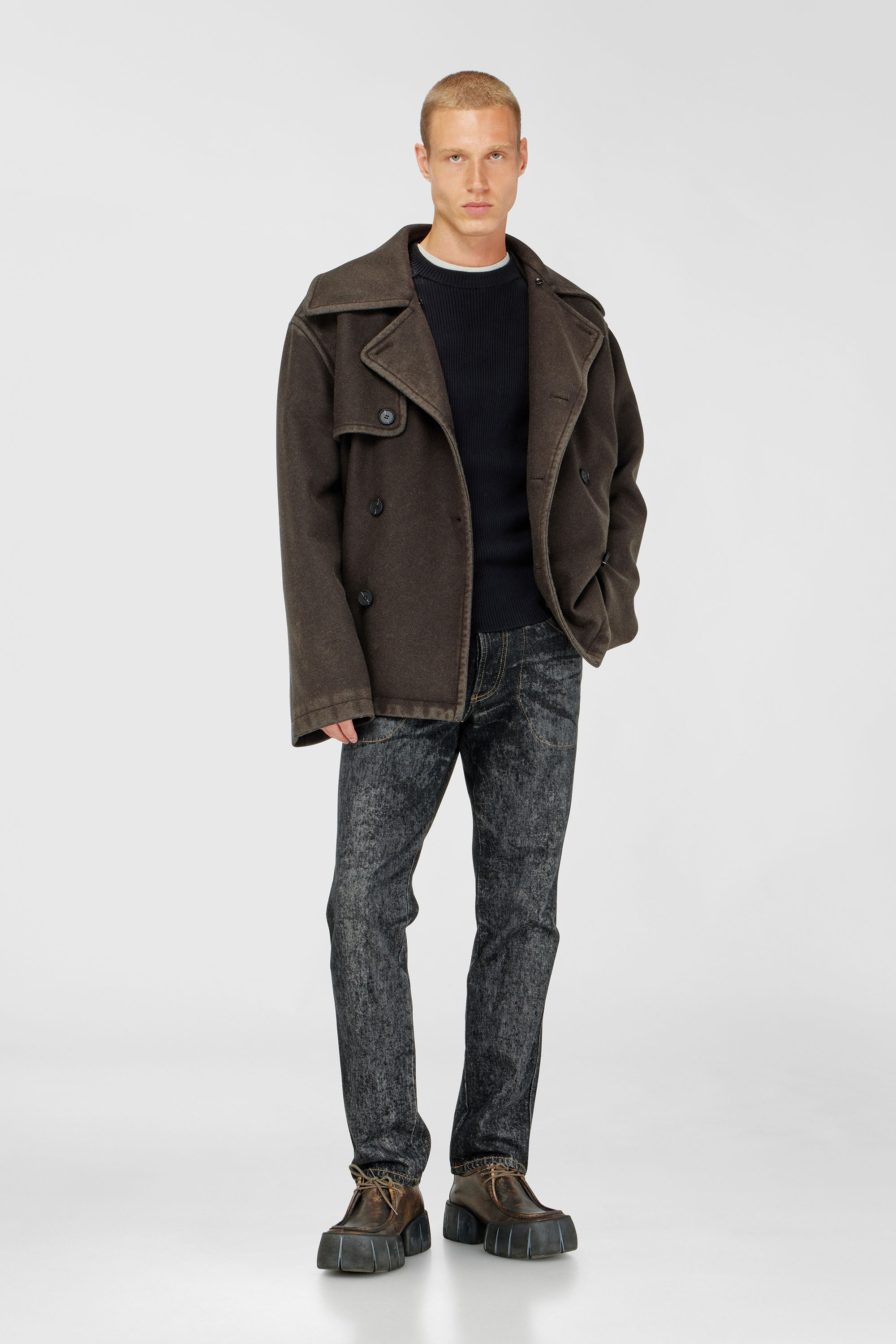 Ribbed jumper with shoulder panels