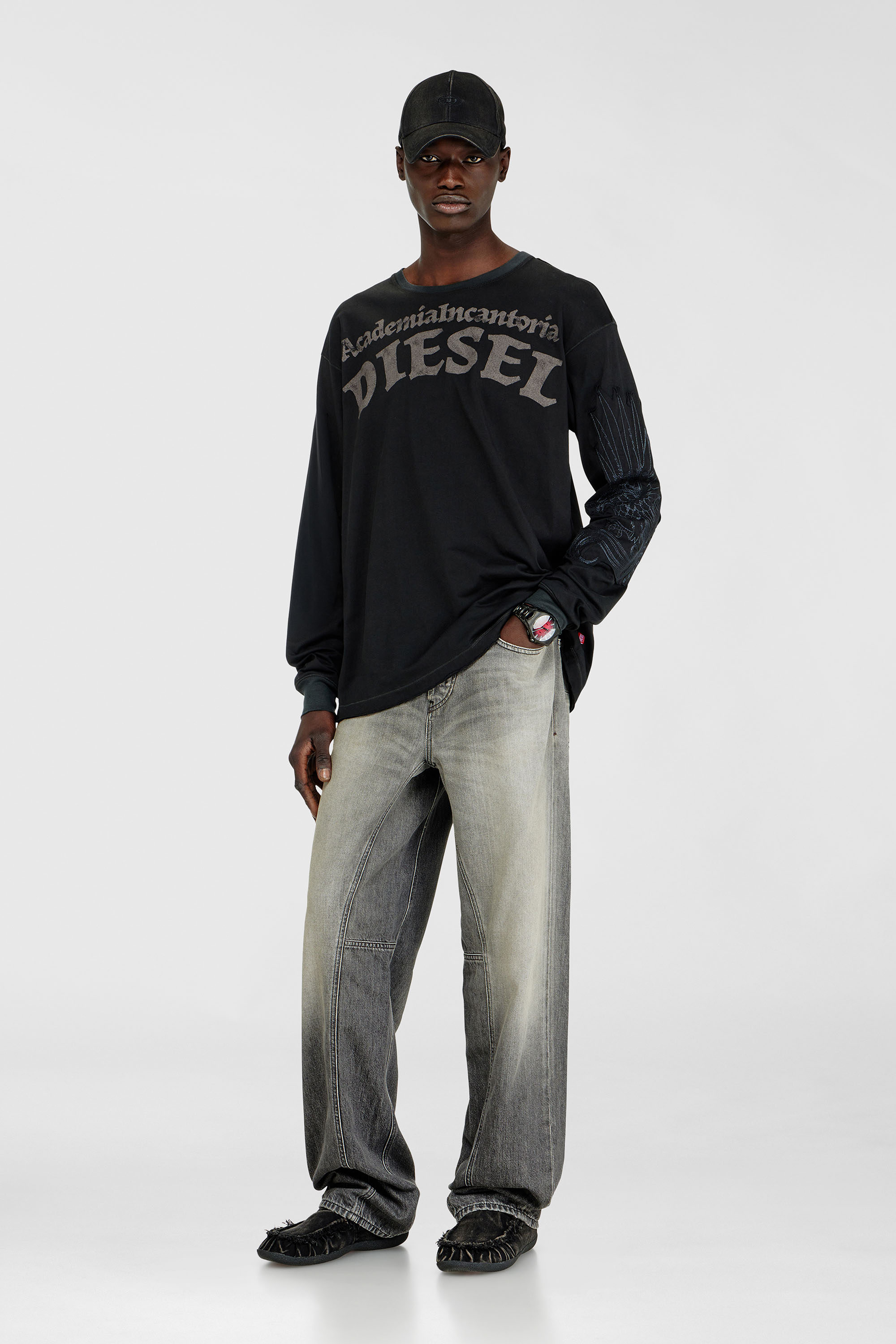 Long-sleeve T-shirt with prints and patches