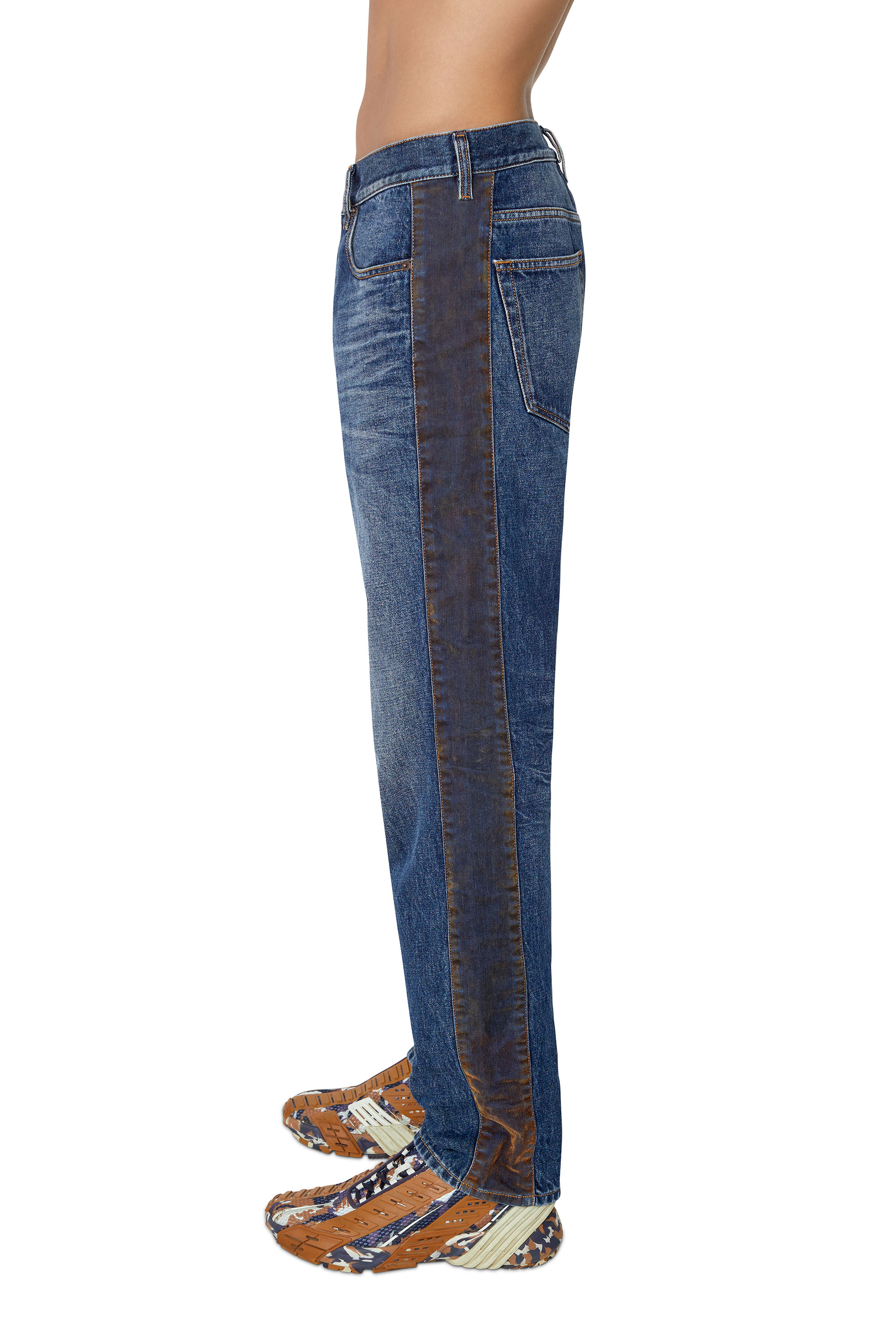 Diesel - 2020 D-Viker 007G8 Straight Jeans, Medium blue - Image 5