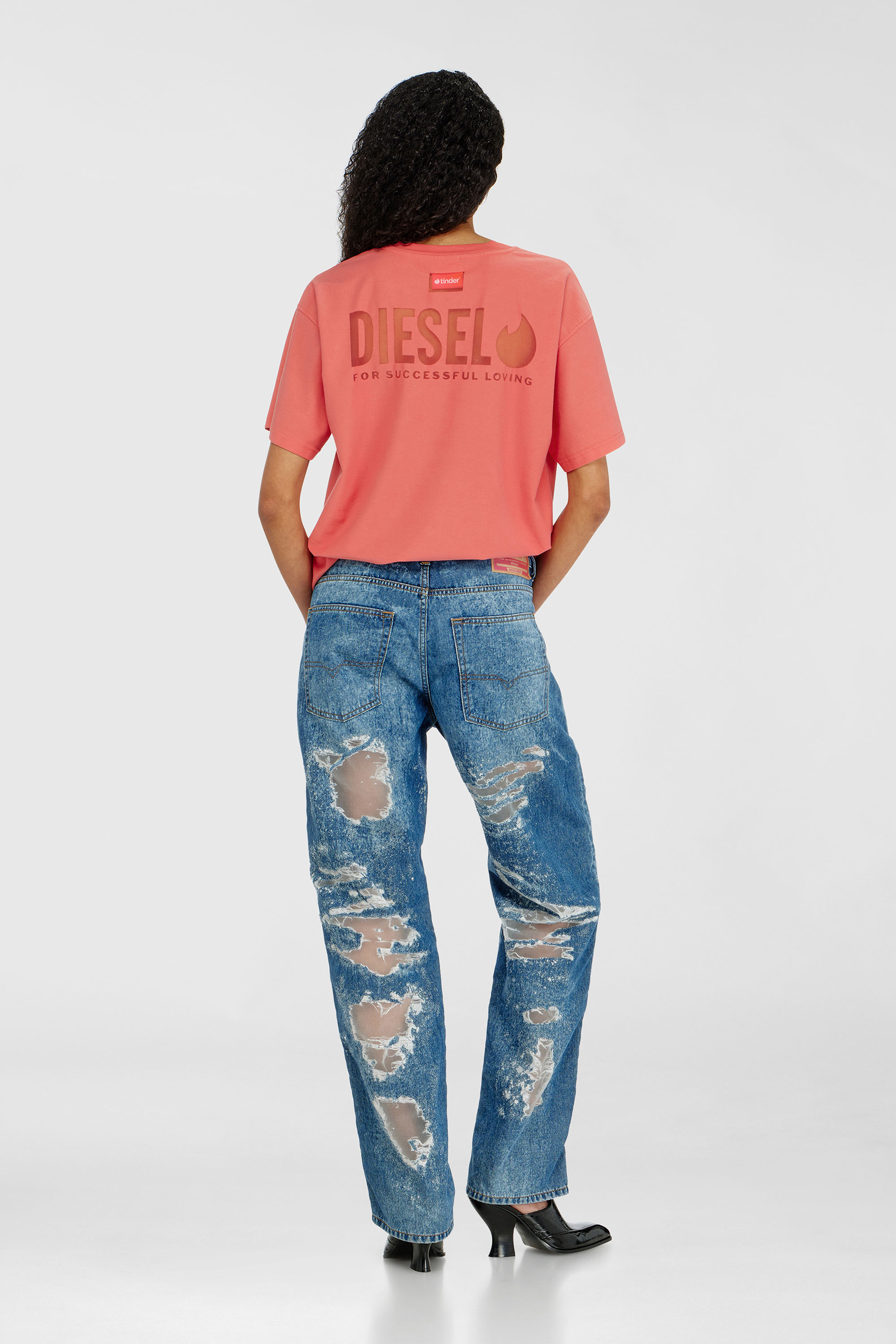 Diesel - PR-T-NORM-CHITIND-R, Unisex's T-shirt with transparent back logo in Coral Rose - 6