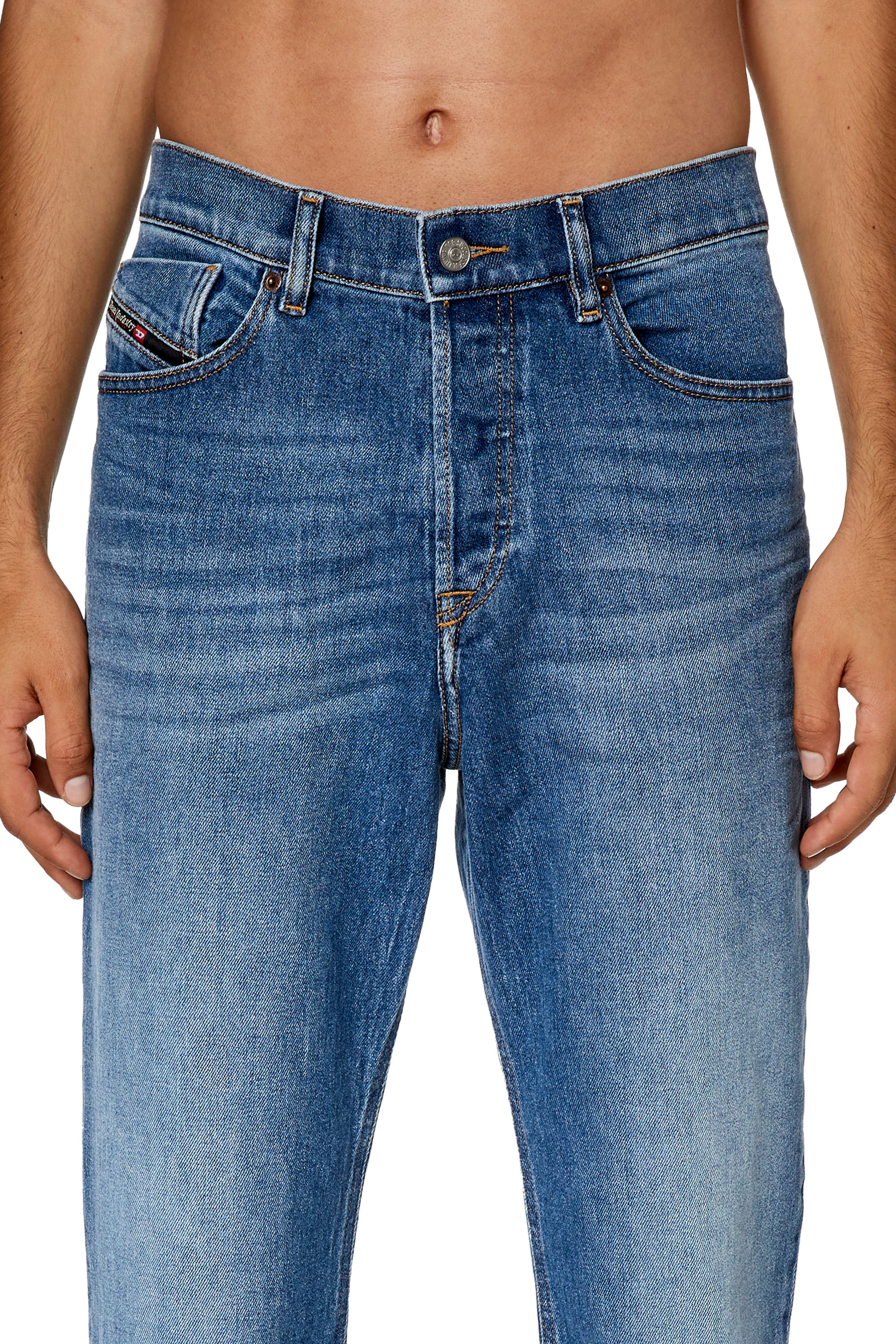 Diesel - Tapered Jeans 2005 D-Fining 09F82, Medium blue - Image 3