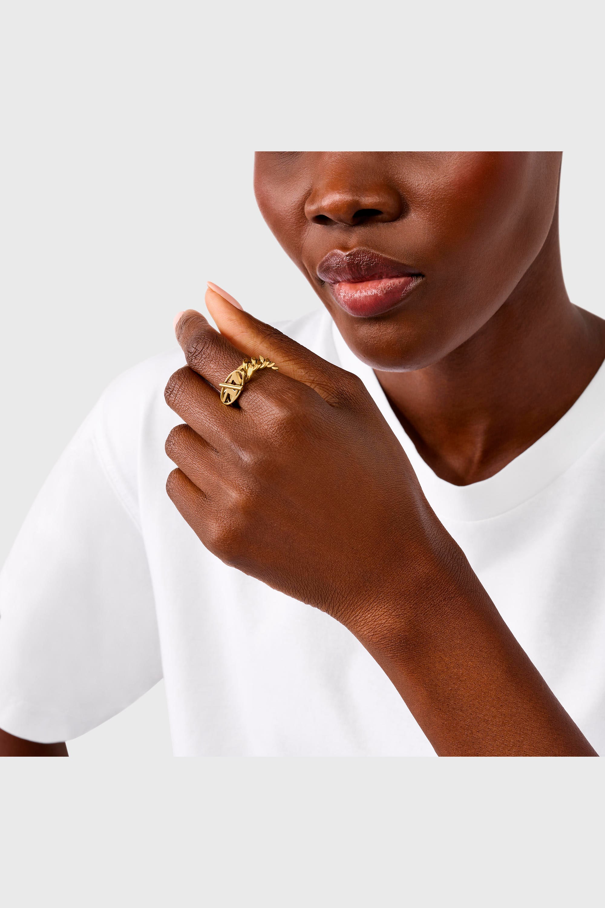 Diesel - DX1568710 JEWEL, Unisex's Gold-Tone Stainless Steel Soft Chain Ring in Gold - 3