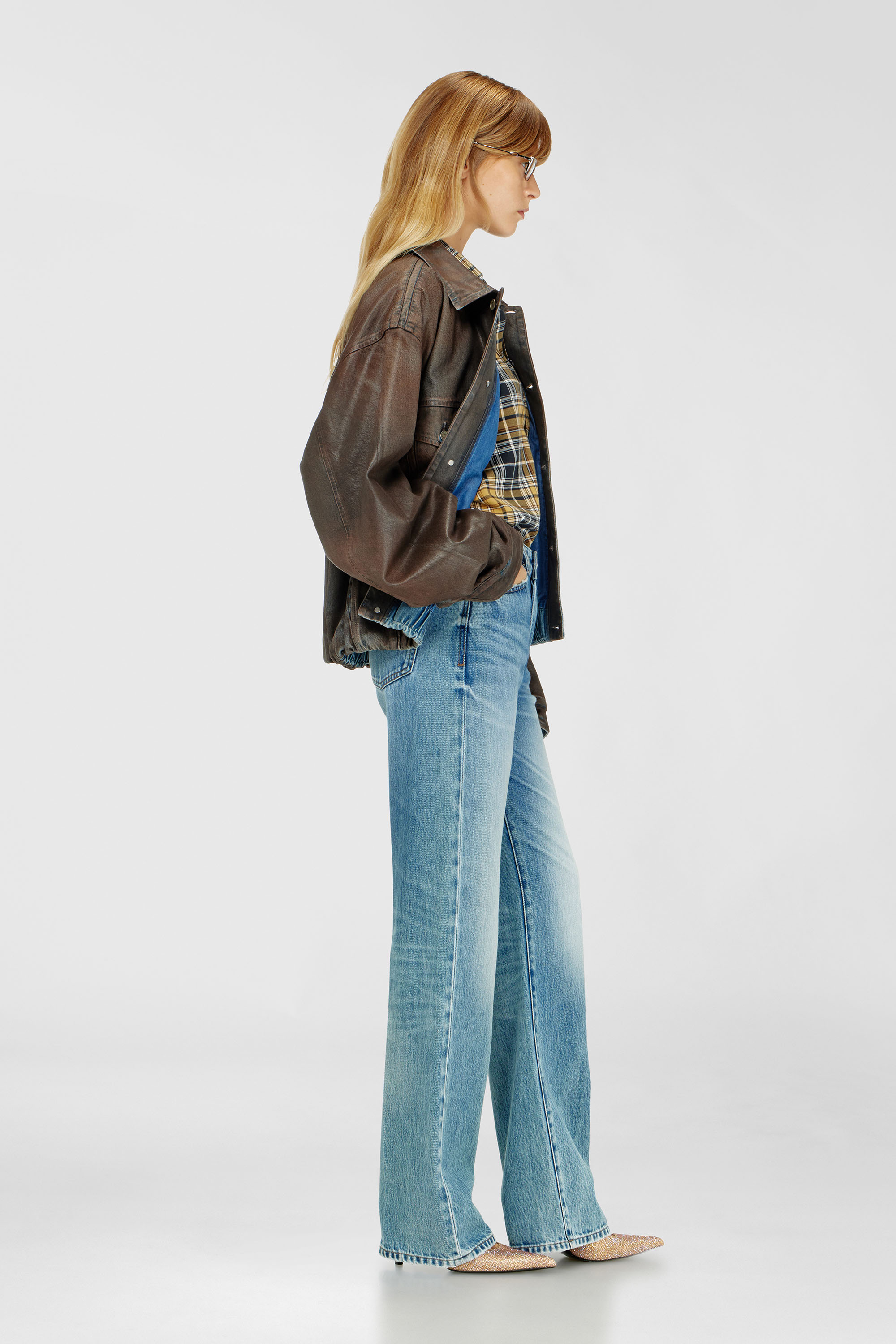 Diesel - Woman's Regular Jeans 1971 D-Sent 0DLDF, Light Blue - 2
