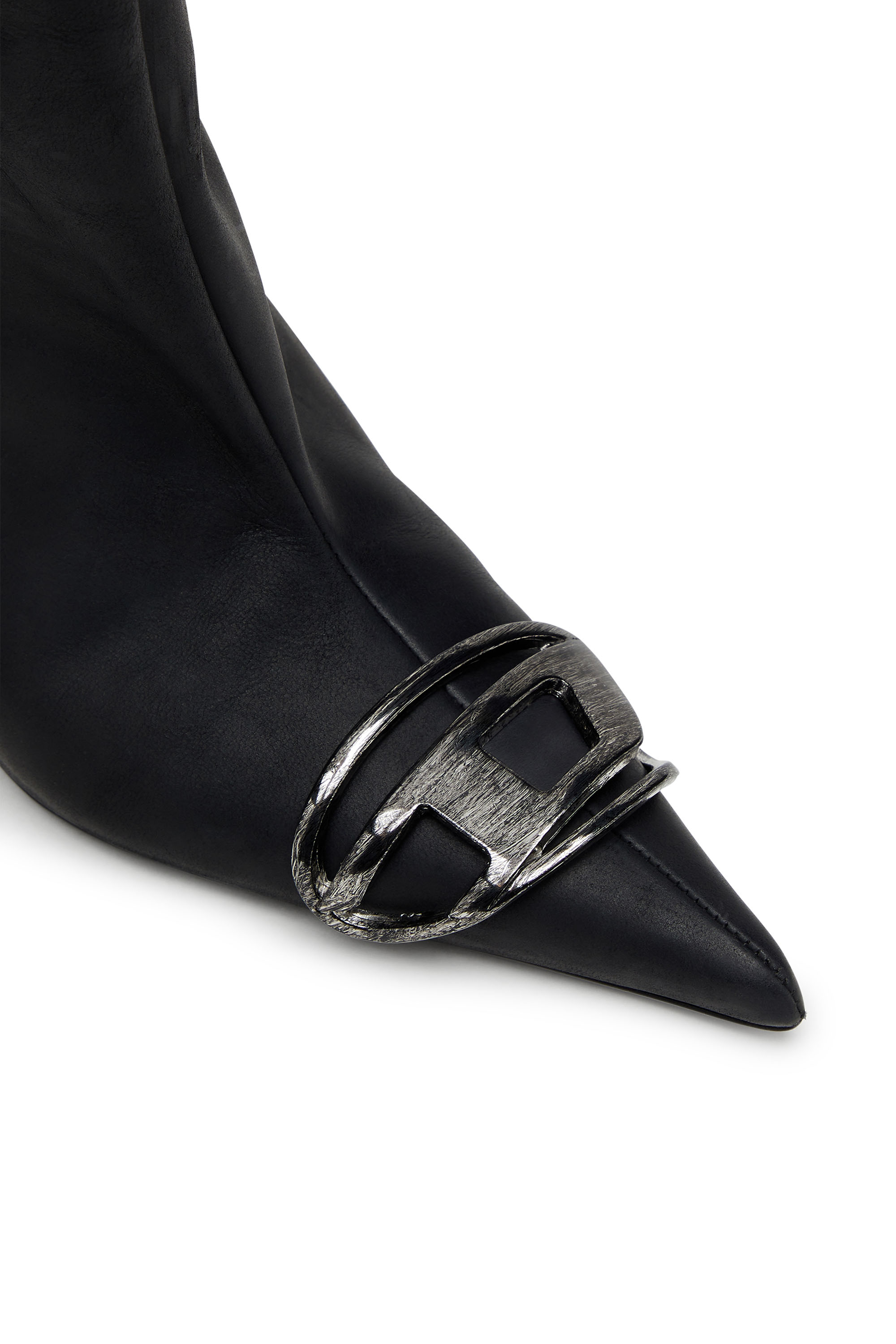 Diesel - D-VENUS 40 KB TUBE, Woman's D-Venus-Knee-high boots in oiled leather in Black - 5