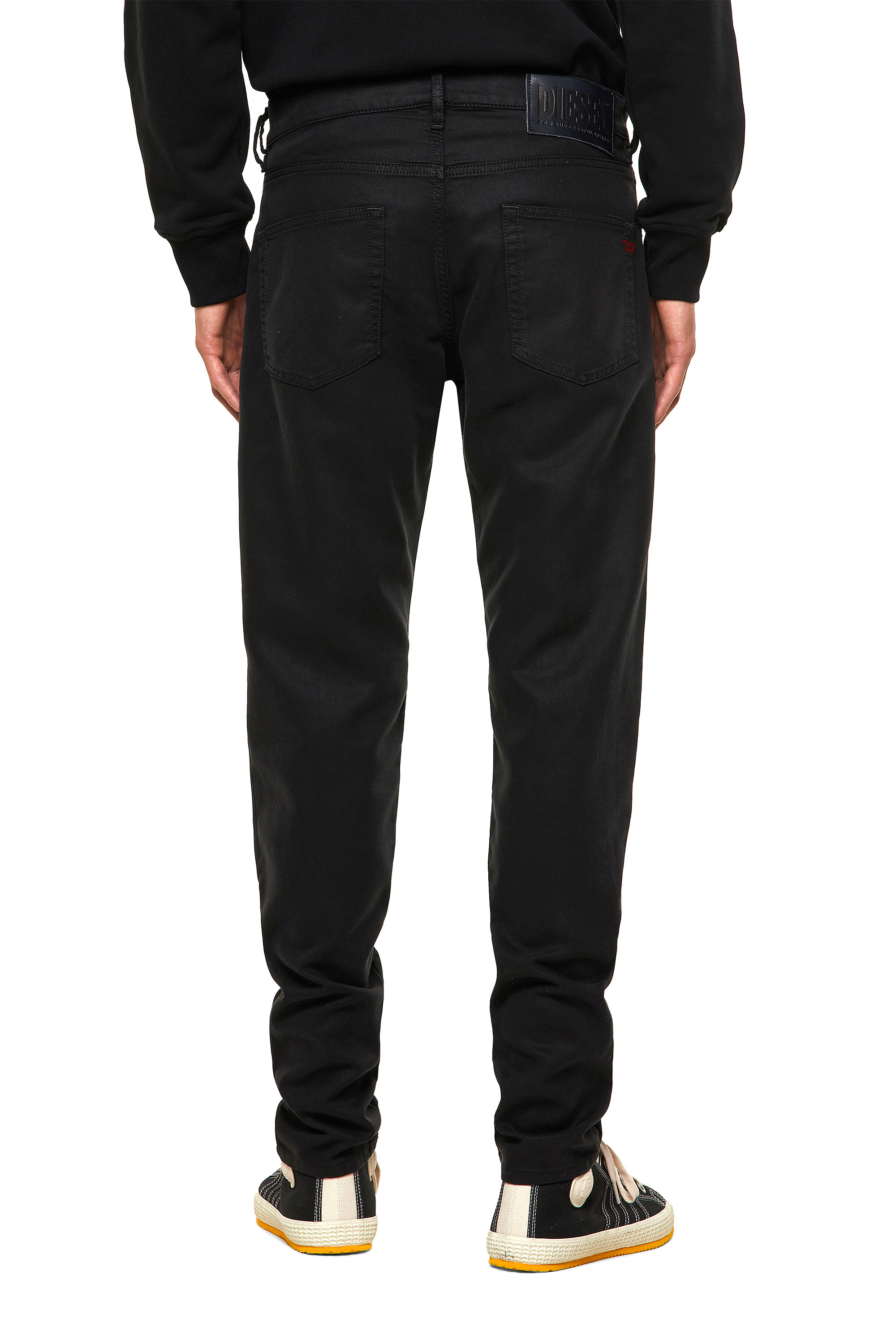 Diesel - D-Strukt JoggJeans® 069NC Slim, Black/Dark grey - Image 2