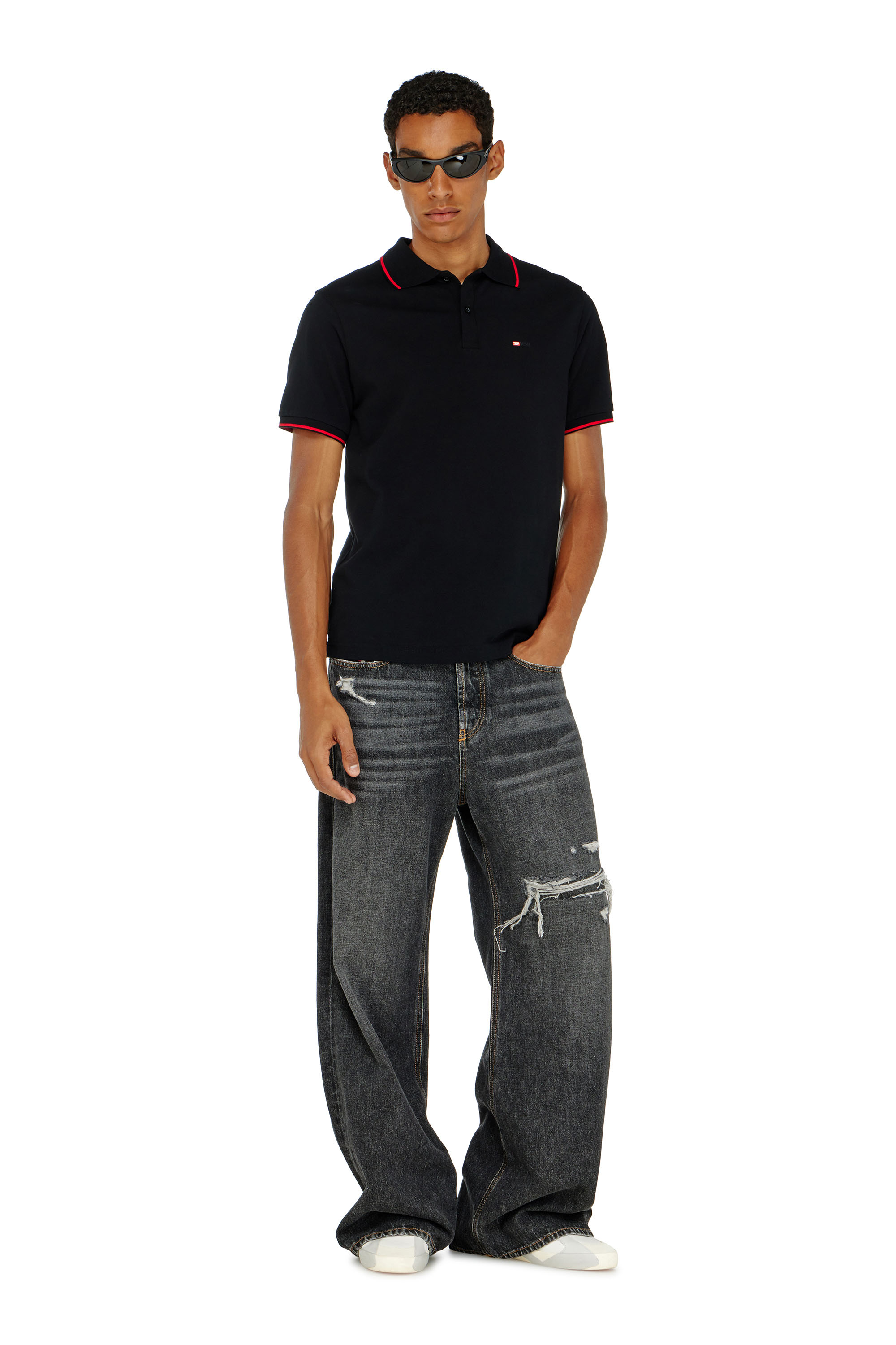 Diesel - T-FERRY-MICRODIV, Man's Polo shirt with micro Diesel embroidery in Black - 2