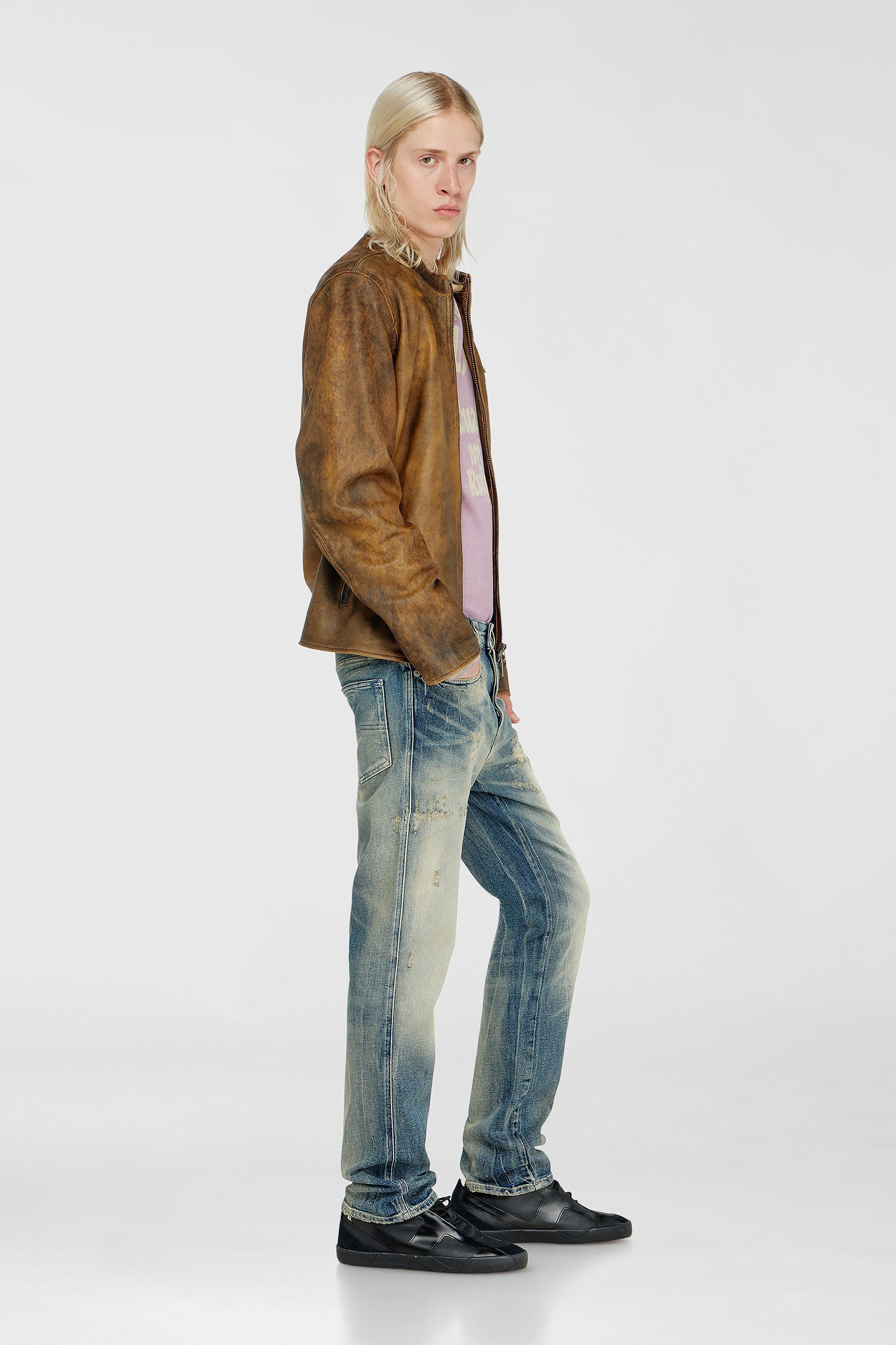 Diesel - S-SLANTE-D LOW, Man's S-Slante-D-Sneakers in suede and leather with D logo in Black - 7