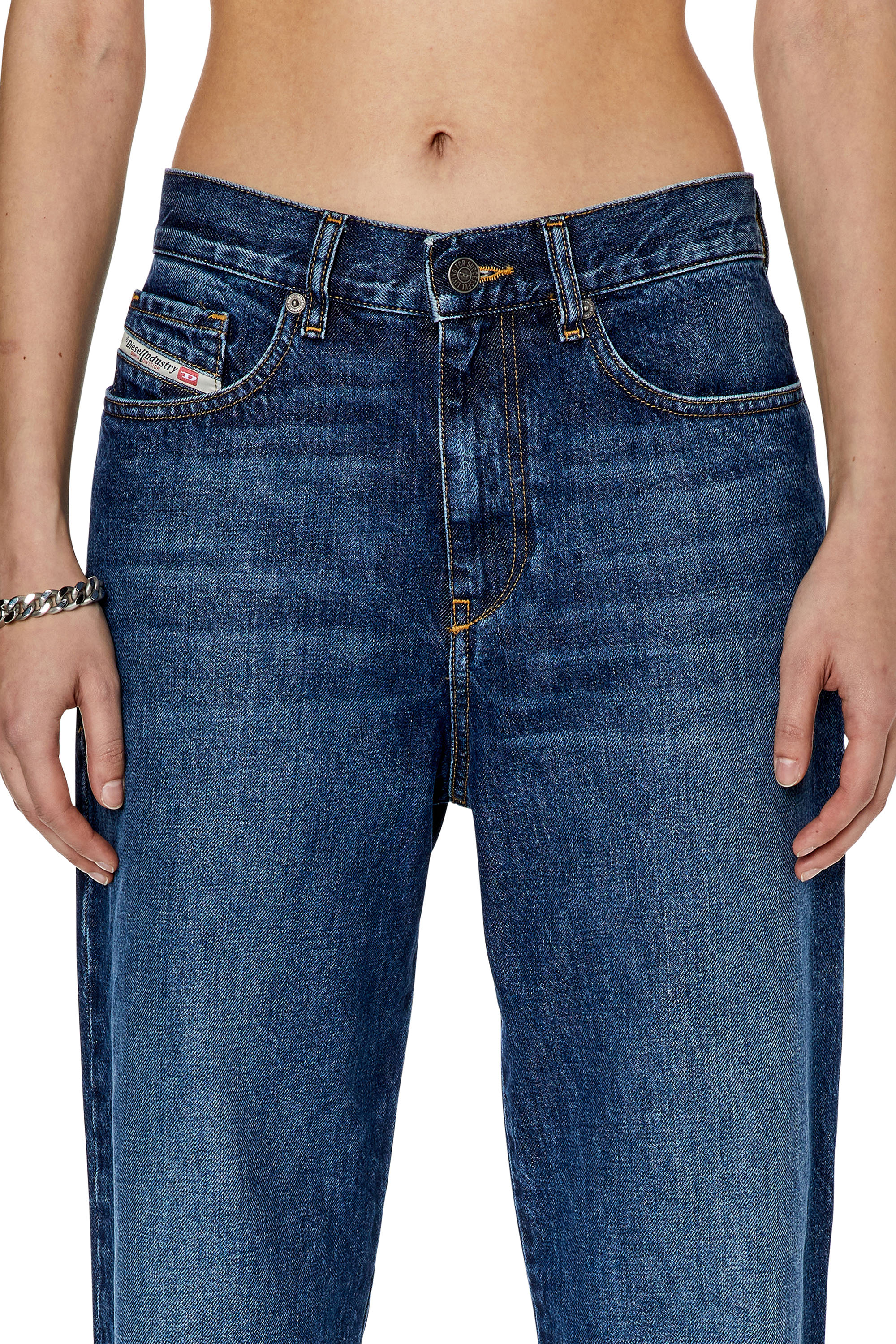 Diesel - 2016 D-Air 09F35 Boyfriend Jeans, Medium blue - Image 3