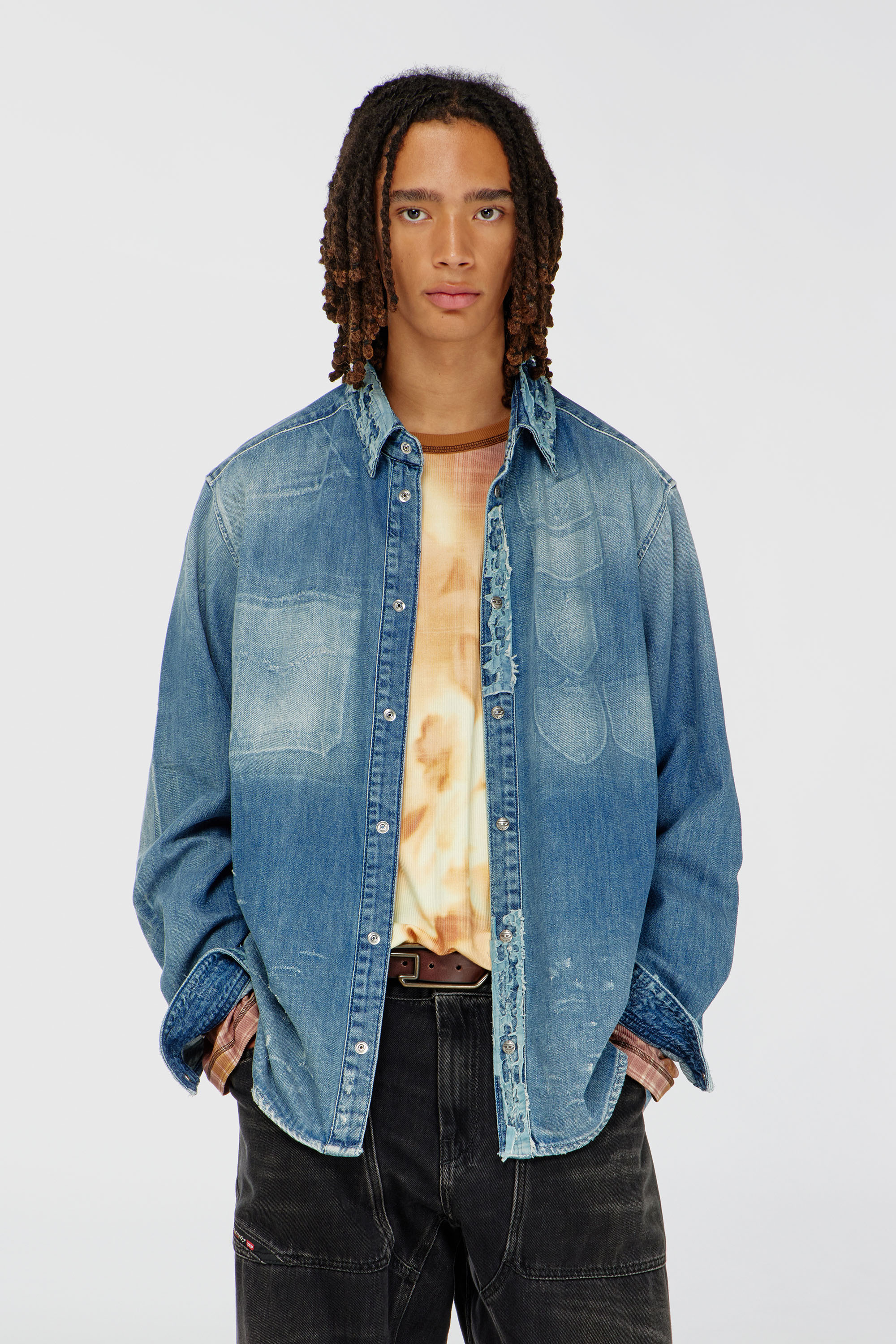 Diesel - D-SIMPLY, Man's Shirt in distressed patch-effect denim in Medium blue - 3