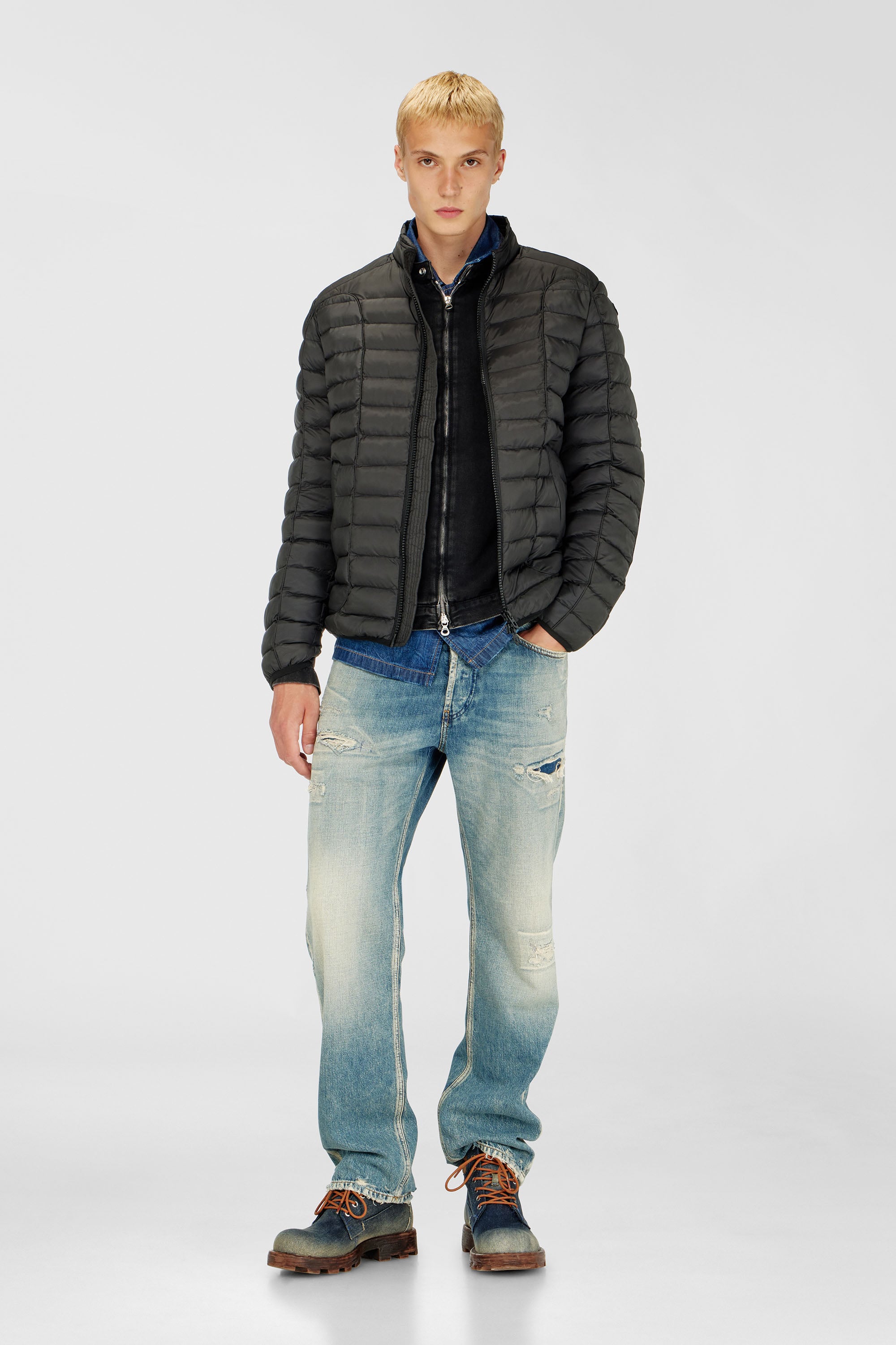 Puffer jacket in light nylon
