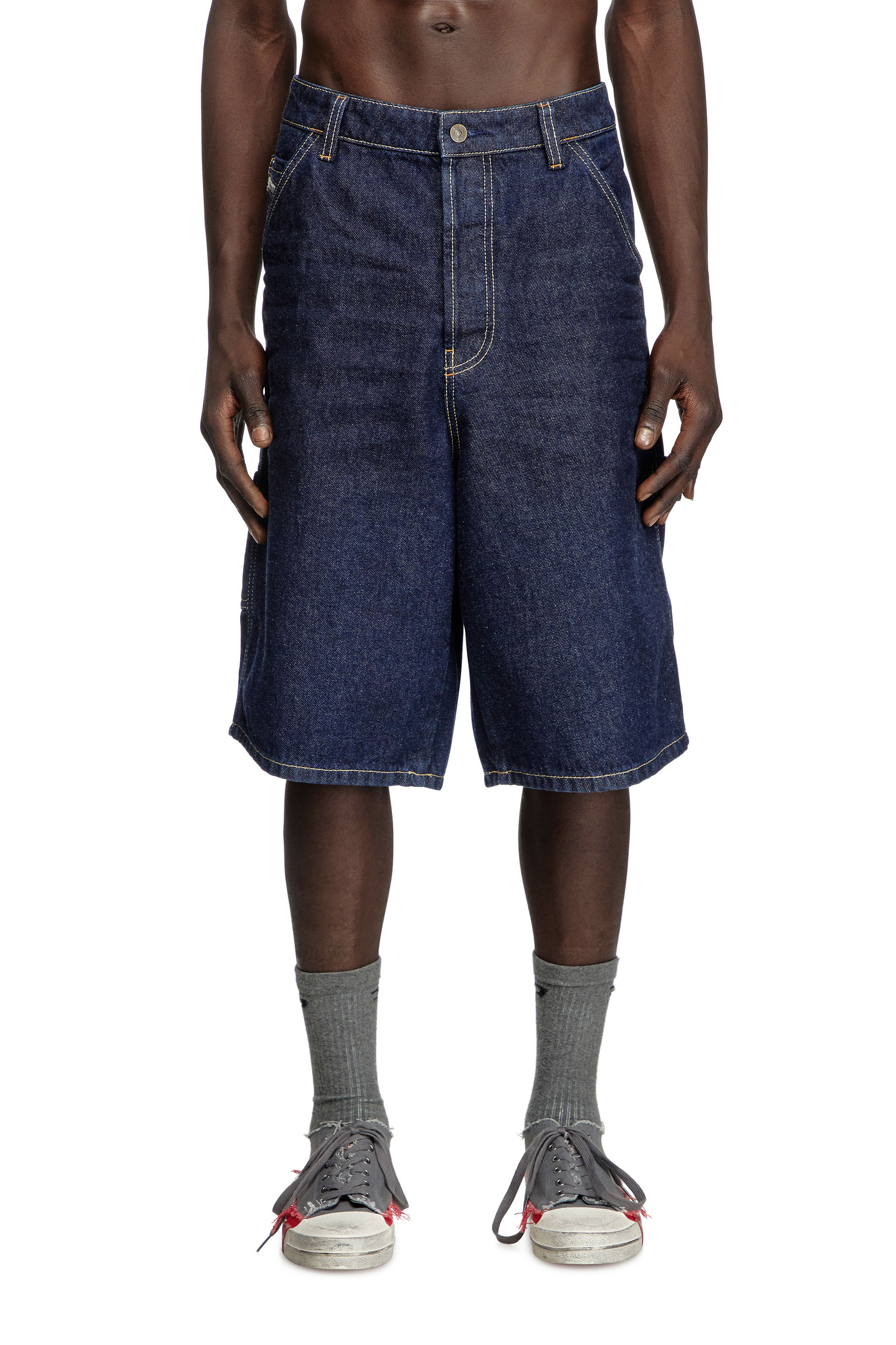 Diesel - D-LIVERY-SHORT, Man's Utility shorts in clean-wash denim in Dark Blue - 1