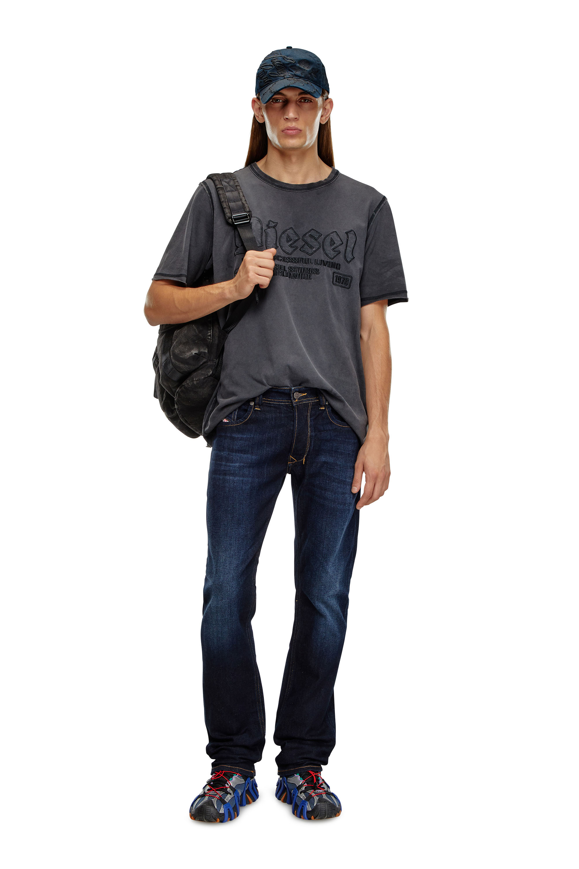 Diesel - Straight Jeans 1985 Larkee 009ZS, Dark Blue - Image 4