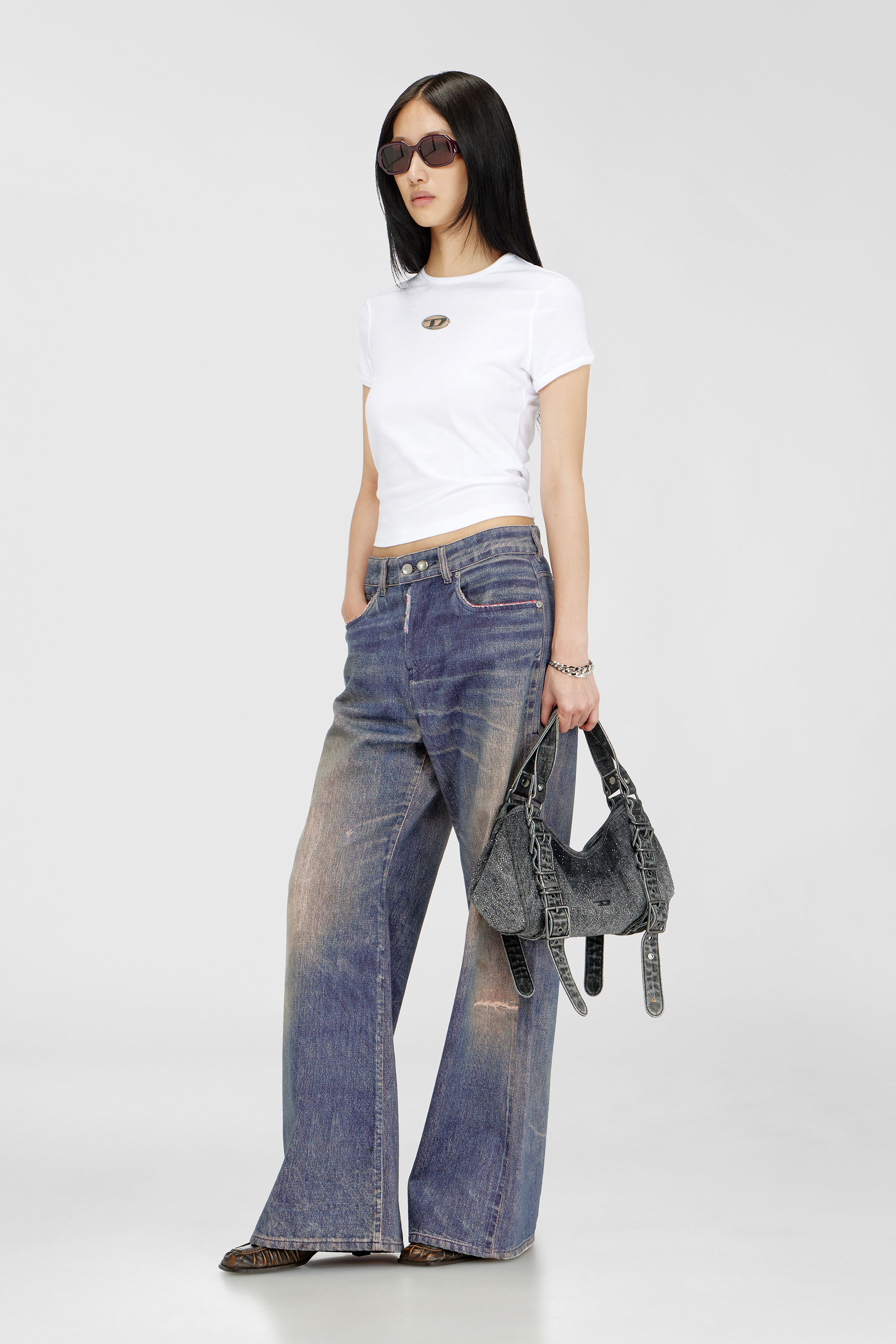 Diesel - T-UNCUTIE-LONG-OD-Q1, Woman's Slim fit T-shirt with cut-out Oval D in White - 1