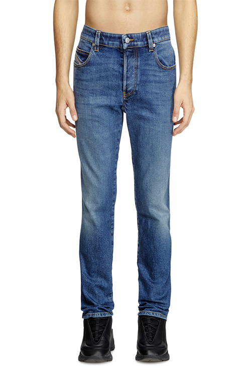 Slim Fit Men's Jeans: White, Blue, Black, D-Strukt | Diesel® Slim Fit Men's Jeans: White, Blue, Black, D-Strukt | Diesel®